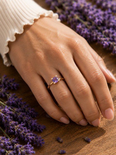 rosegdn ring amethist.jpg